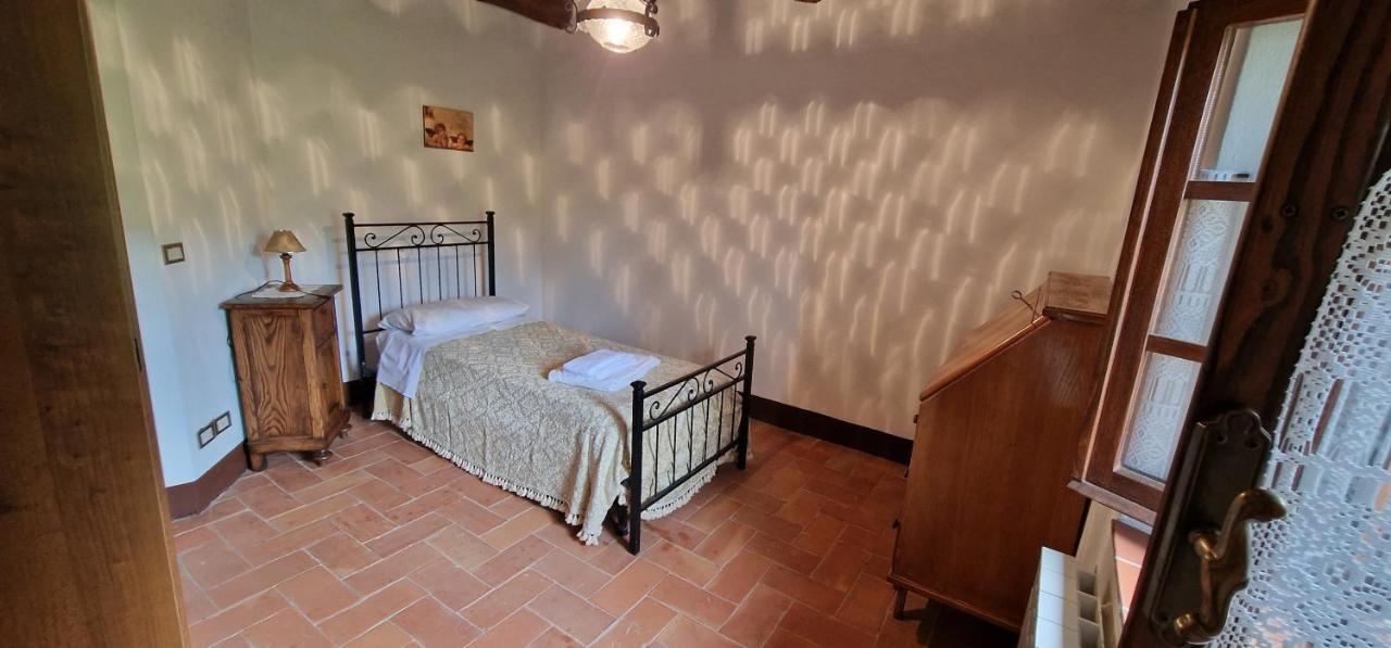 Agriturismo La Piaggia Appartamenti A Vivo dʼOrcia Εξωτερικό φωτογραφία