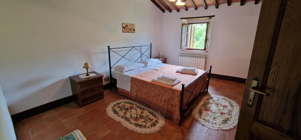 Agriturismo La Piaggia Appartamenti A Vivo dʼOrcia Εξωτερικό φωτογραφία