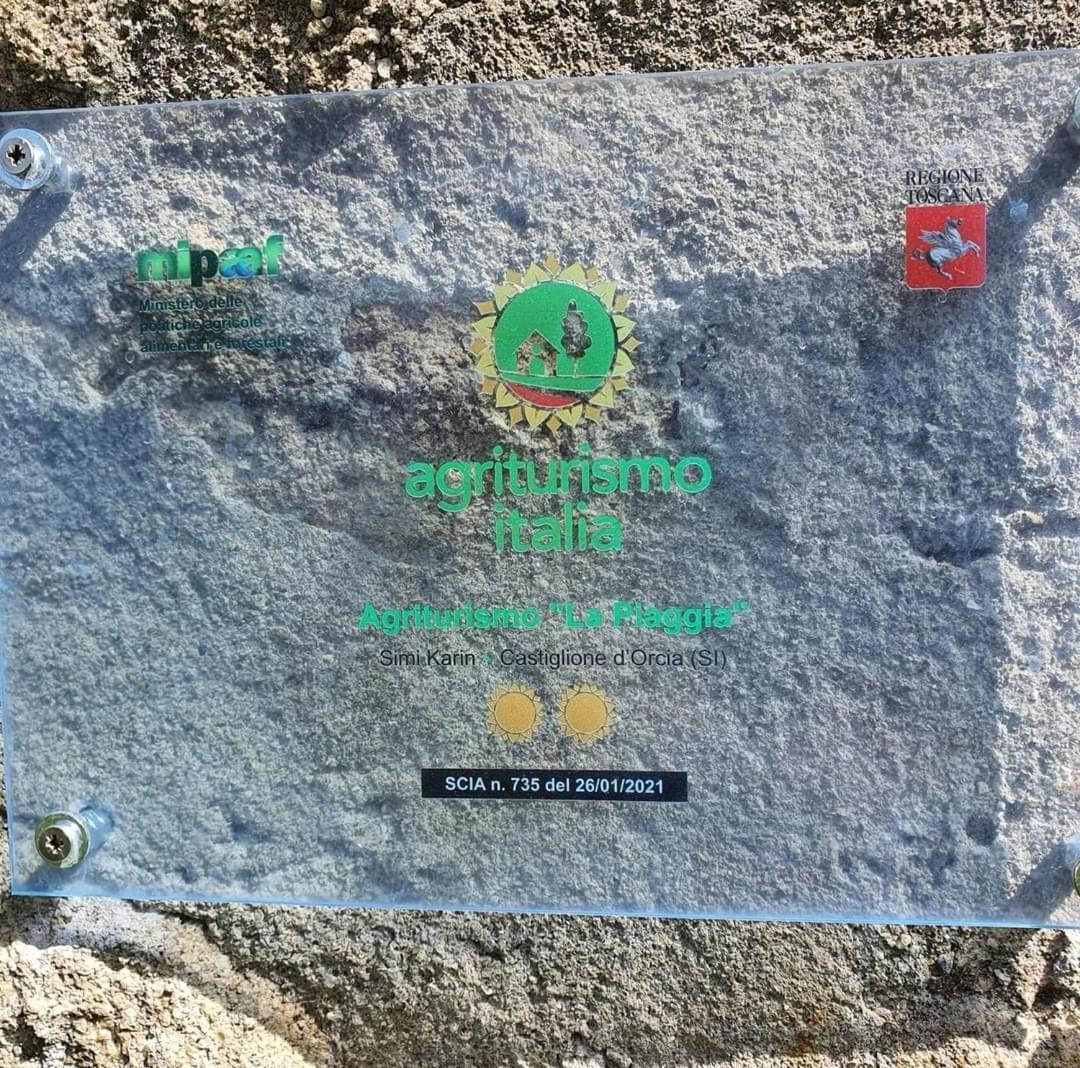 Agriturismo La Piaggia Appartamenti A Vivo dʼOrcia Εξωτερικό φωτογραφία